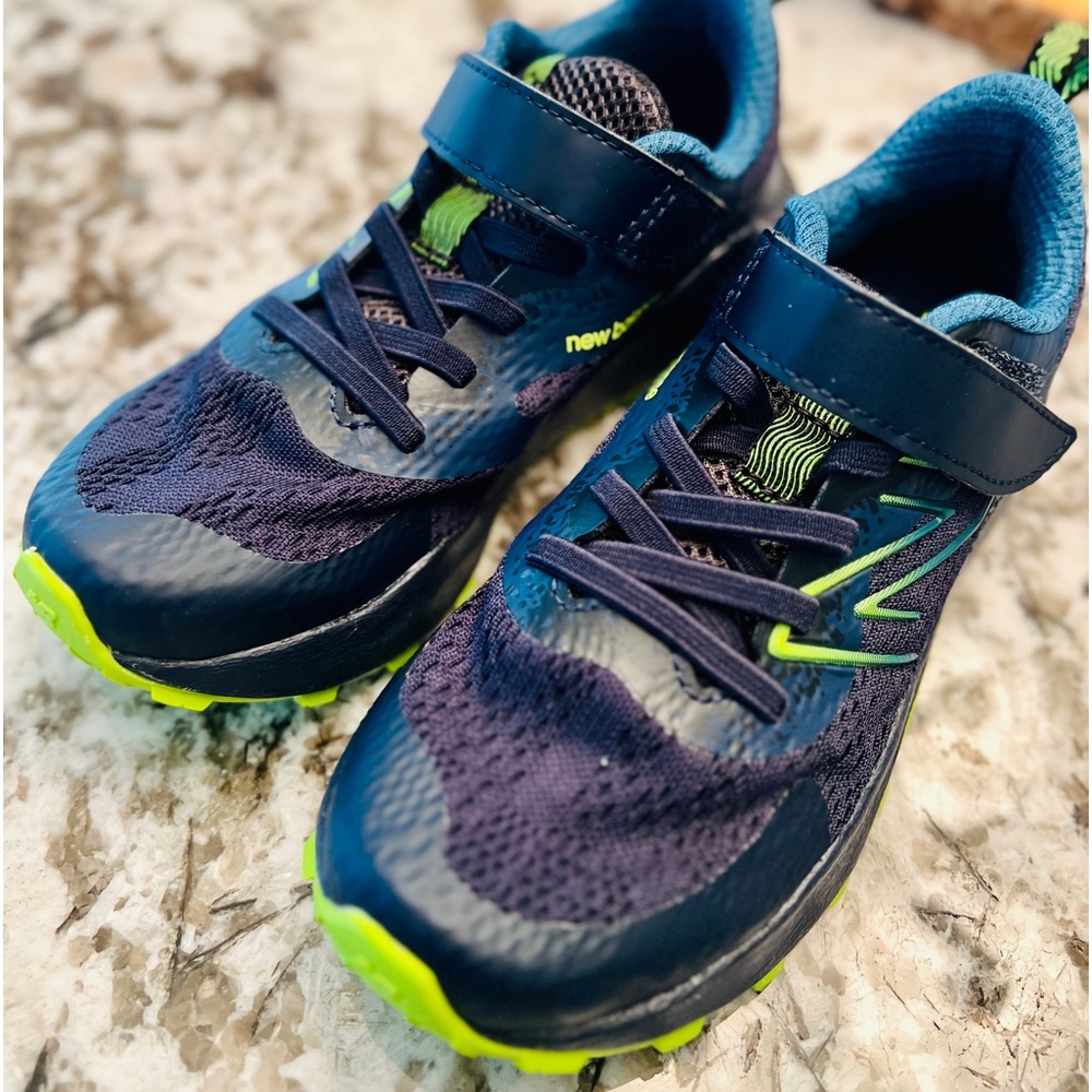 Kids New Balance Shoes , size 13.5 brand new